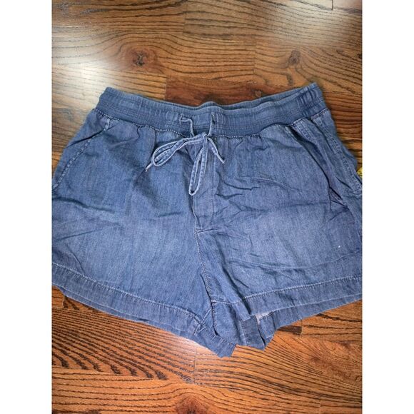 GAP Pants - Gap drawstring jean shorts Size Medium
